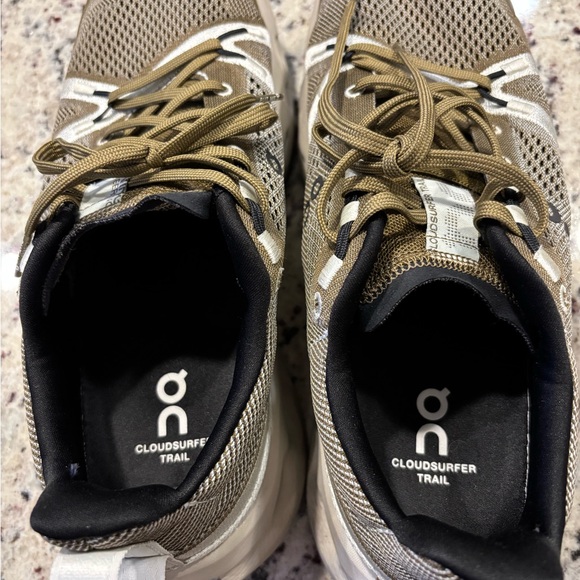 On Cloudsurfer Trail Men's Shoes - Brown excellent conditions - Picture 2 of 13